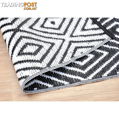 Diamond Reversable Rug Black & White 120x180cm