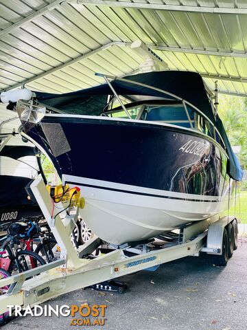 Offshore fishing/trailered vessel… American import
