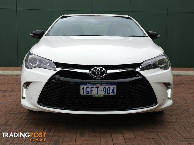 2017 Toyota Camry RZ ASV50R Sedan - photo 2 of 28