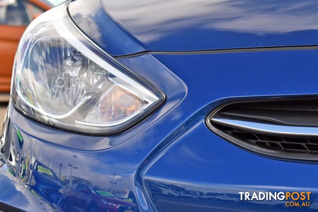 2015 HYUNDAI ACCENT Active RB3 HATCHBACK - photo 5 of 17