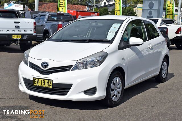 2013 TOYOTA YARIS YR NCP130R HATCHBACK - photo 4 of 17