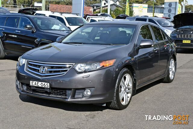2010 HONDA ACCORD EURO Luxury 8th Gen SEDAN - photo 4 of 16