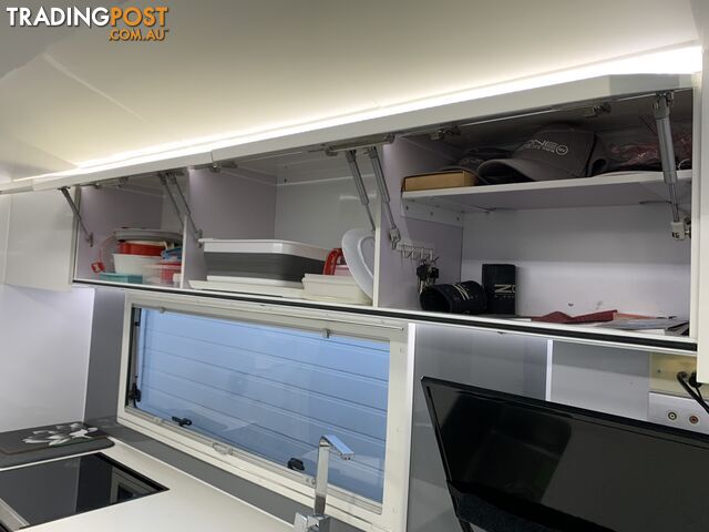 2018 Zone RV Adventurer Series - photo 4 of 15