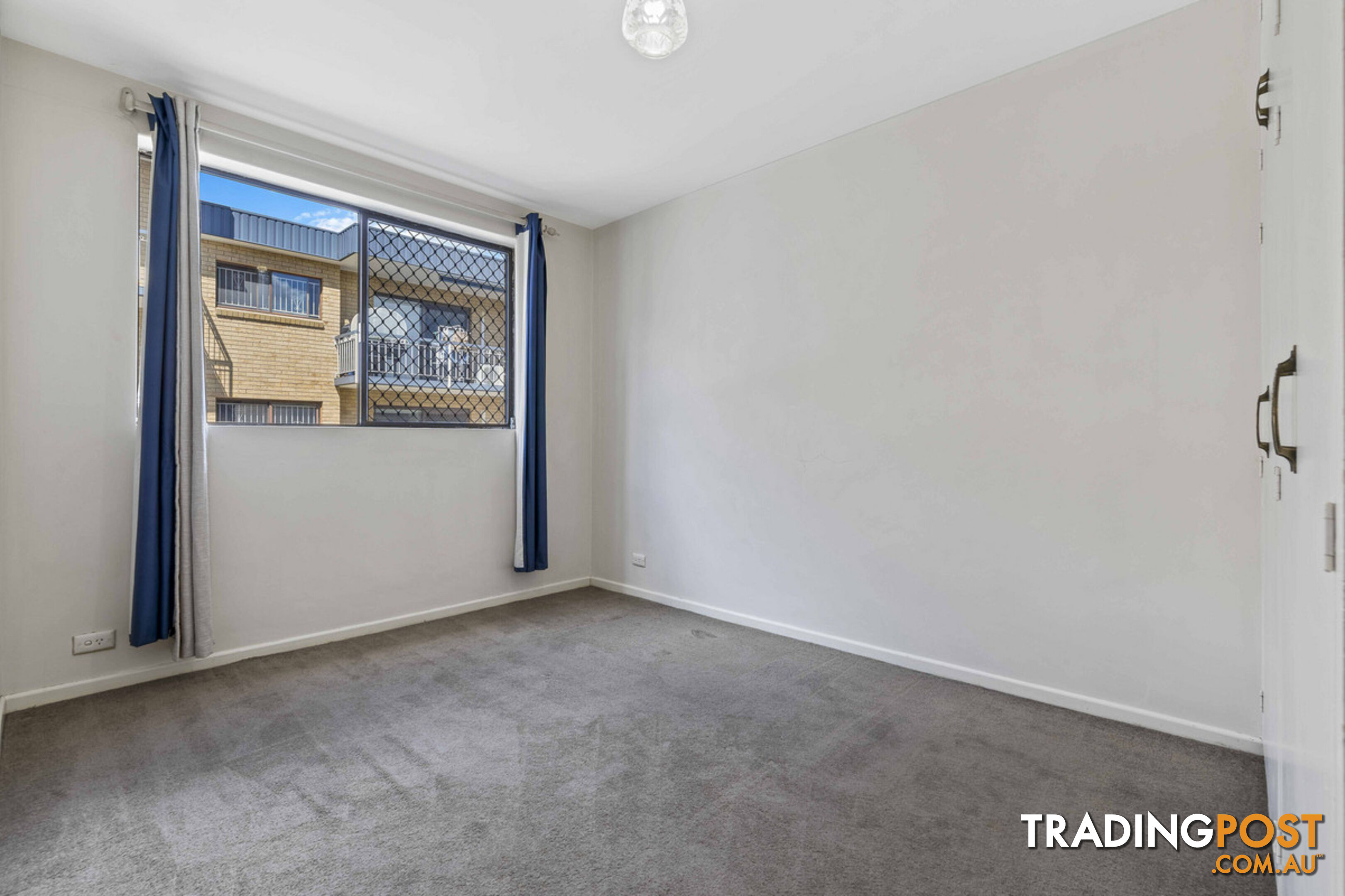 2/54 Amelia Street COORPAROO QLD 4151