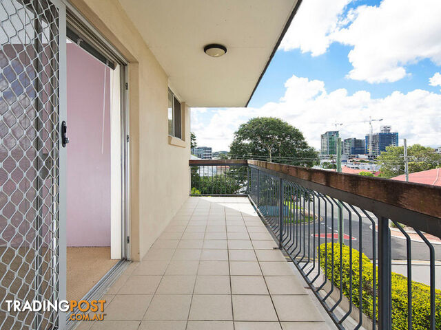 1/31 St Leonards Street COORPAROO QLD 4151