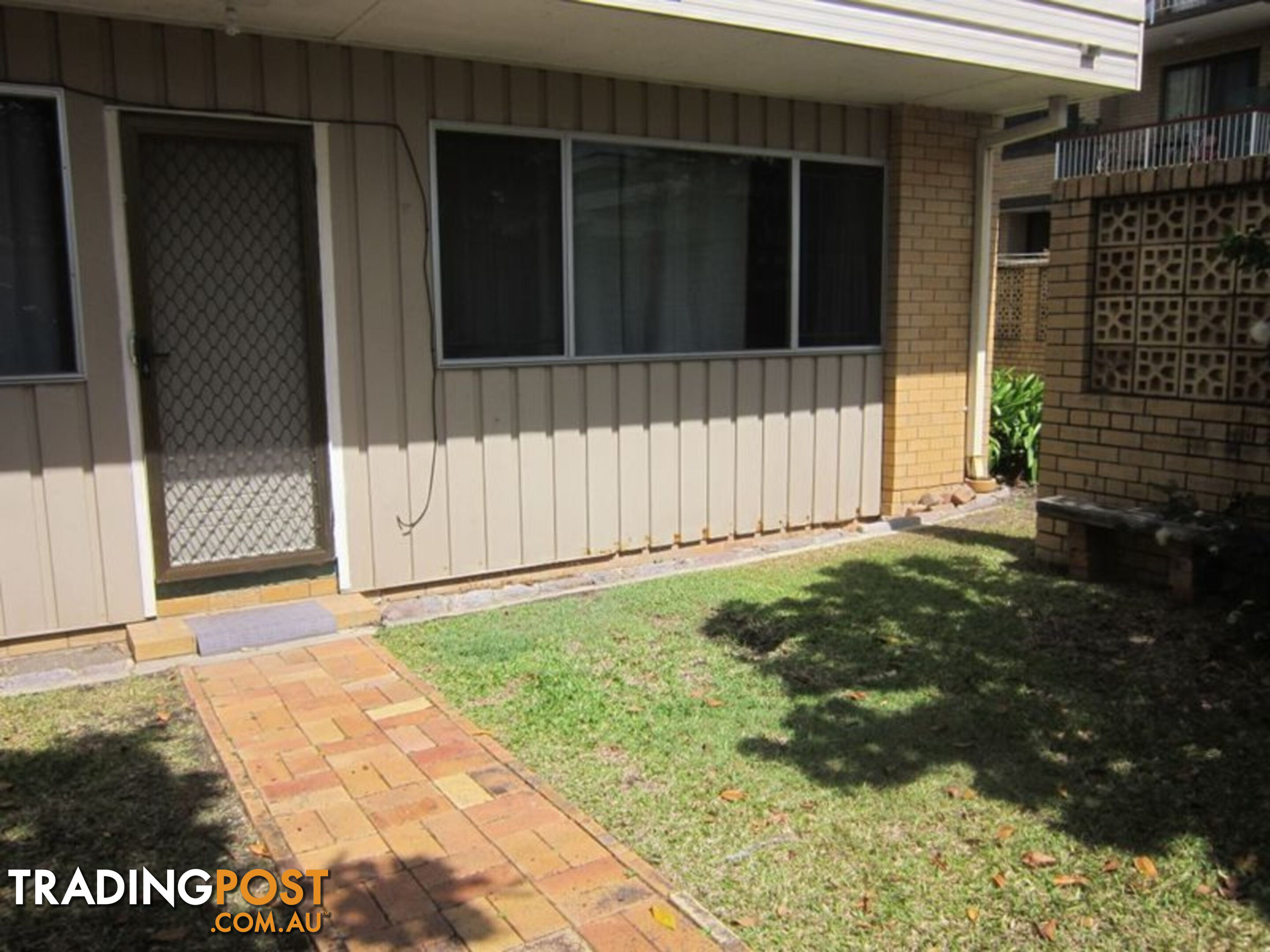 4/697 Logan Road GREENSLOPES QLD 4120