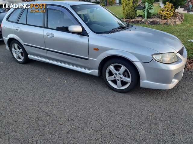 2002 Mazda 323 Hatchback Manual - photo 2 of 6