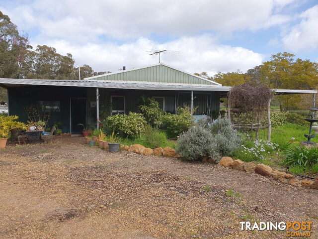 123 Gumtree Road BAKERS HILL WA 6562