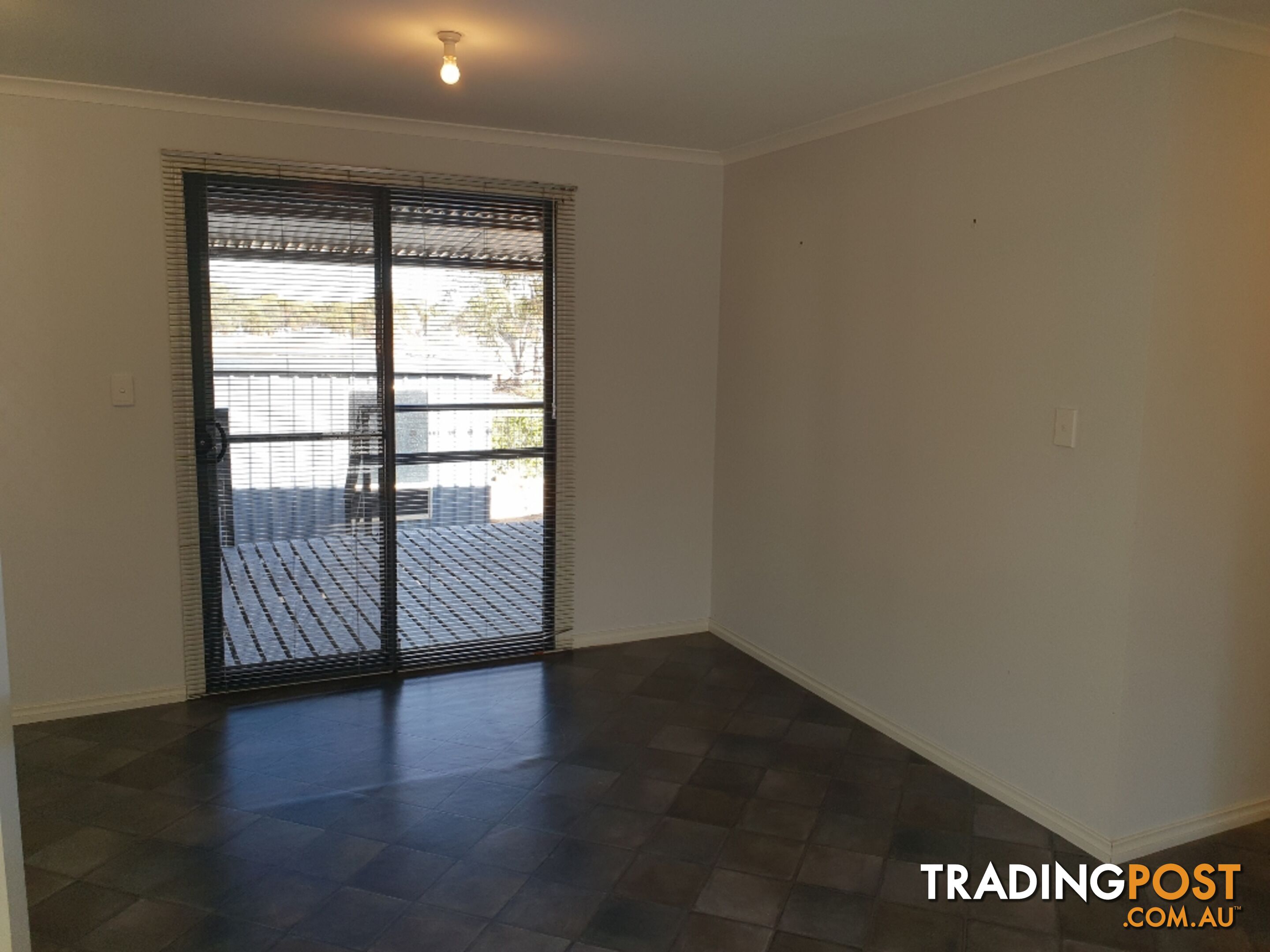 19 Hunter Road MULUCKINE WA 6401