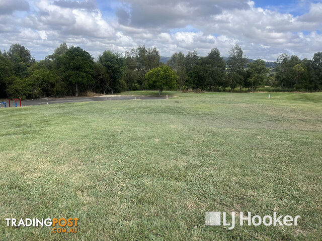 33 Kunkala Court ROSEWOOD QLD 4340