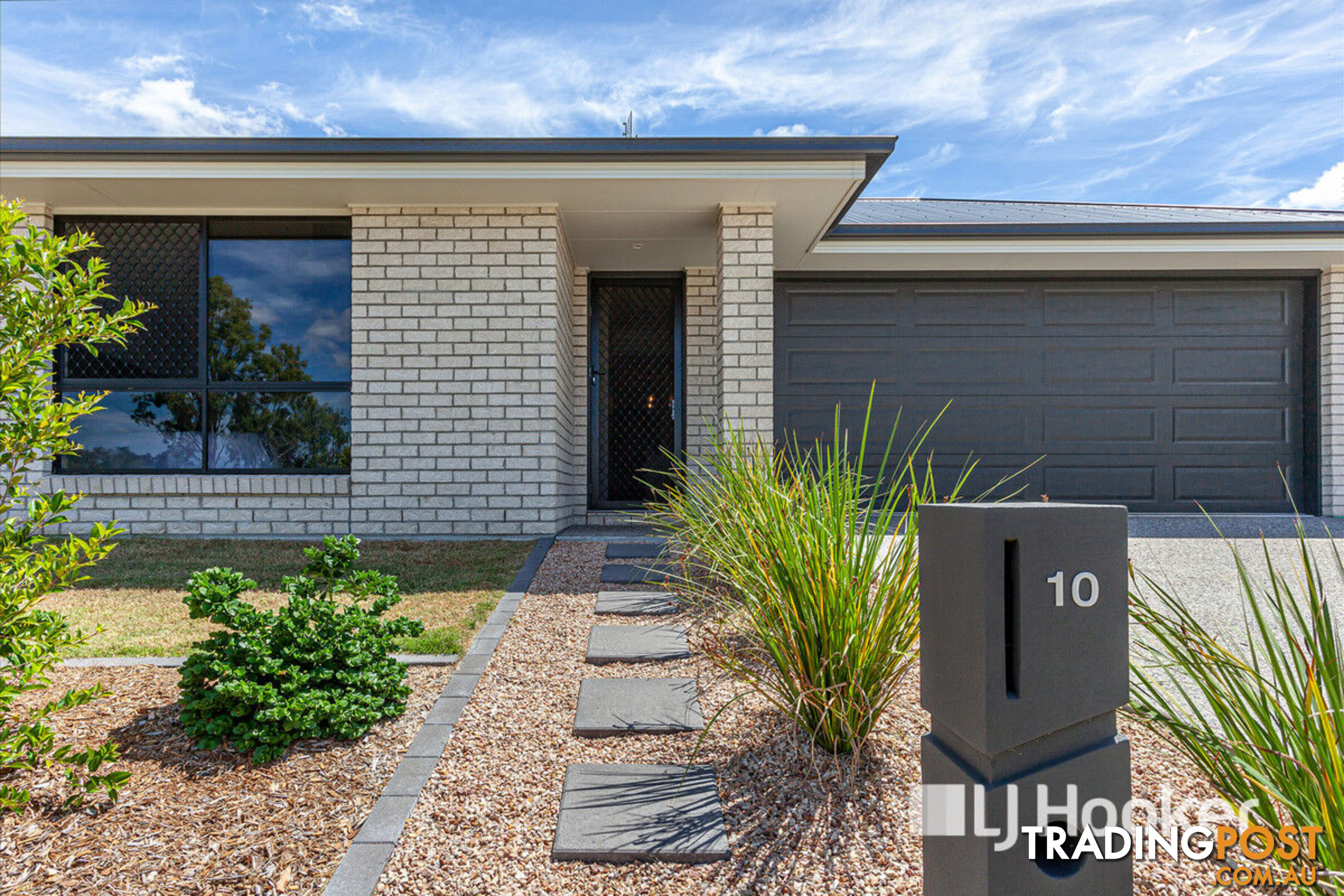 10 Diamantina Street PLAINLAND QLD 4341