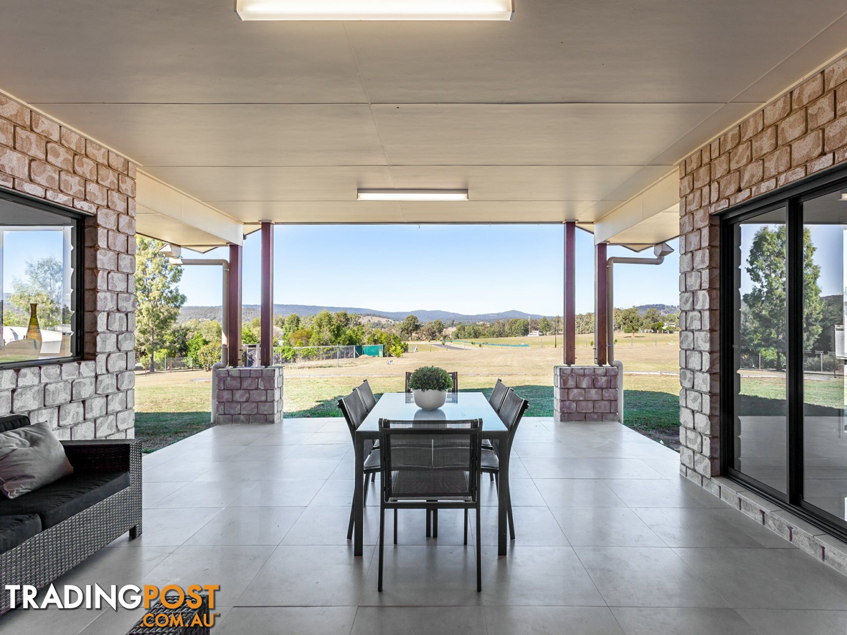 6 Graham Ct HATTON VALE QLD 4341