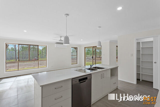 8A Forest Avenue GLENORE GROVE QLD 4342