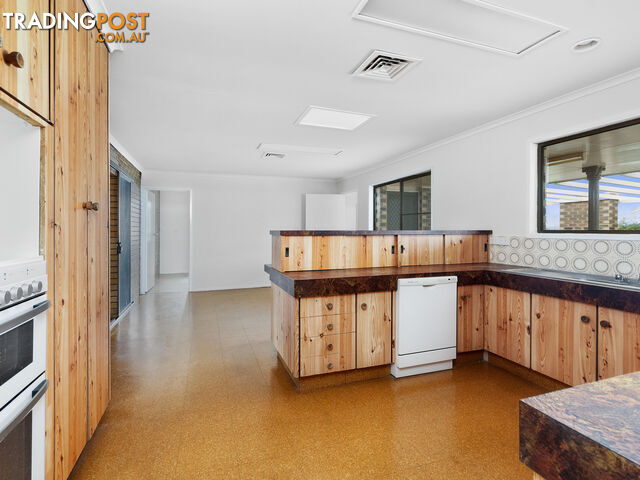 5 Zernike Rd LOCKROSE QLD 4342