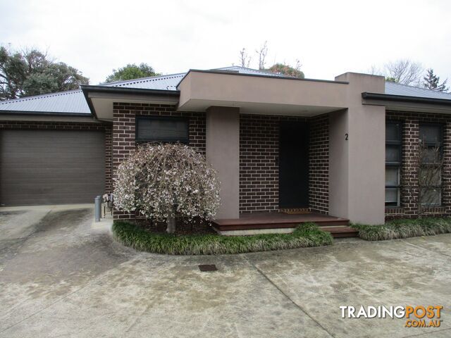 2 Dees Place MOOROOLBARK VIC 3138