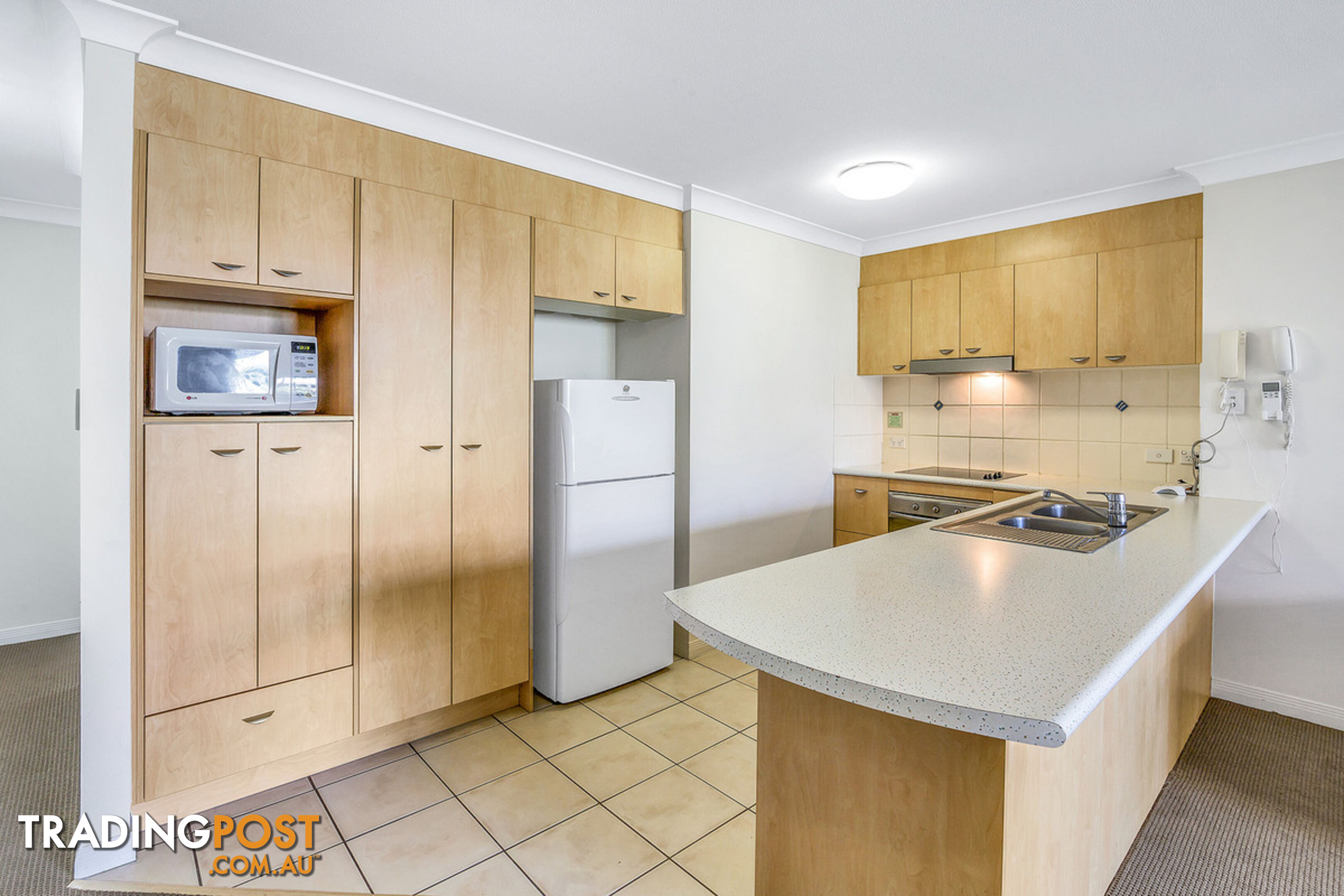 308/392 Marine Parade LABRADOR QLD 4215