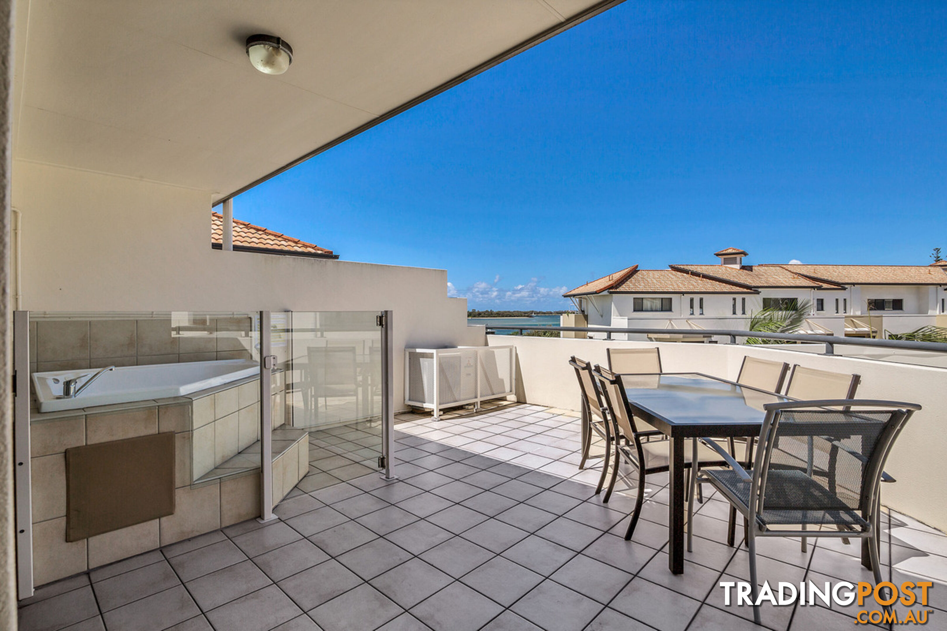 308/392 Marine Parade LABRADOR QLD 4215