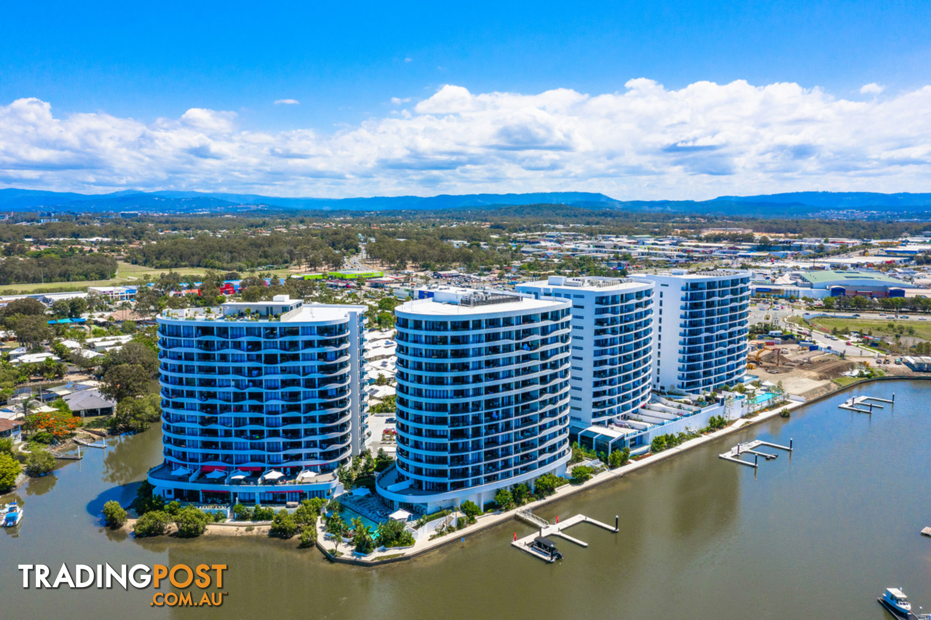 2703/5 Harbour Side Court BIGGERA WATERS QLD 4216