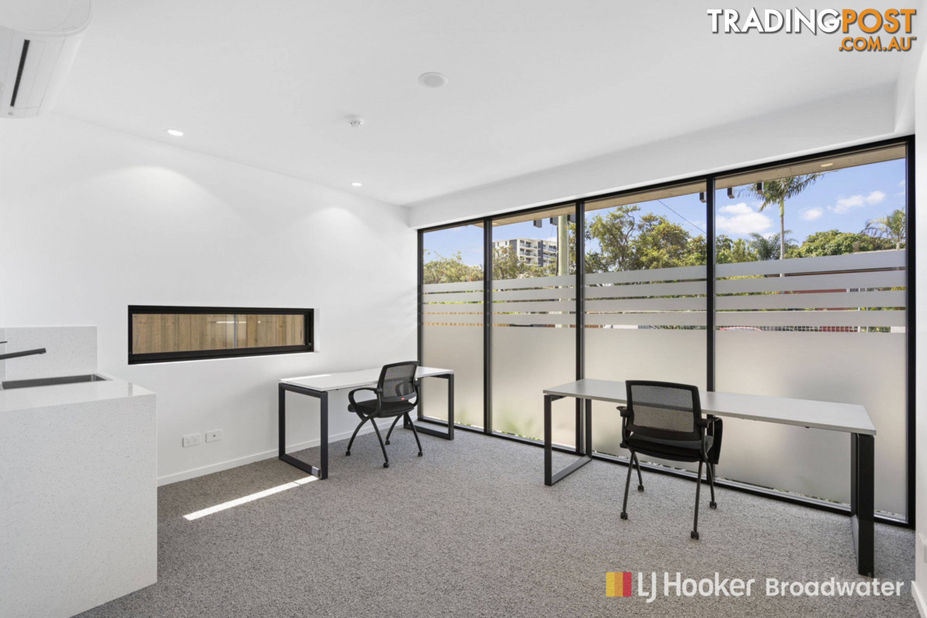 Serviced Offices/10 Central Street LABRADOR QLD 4215