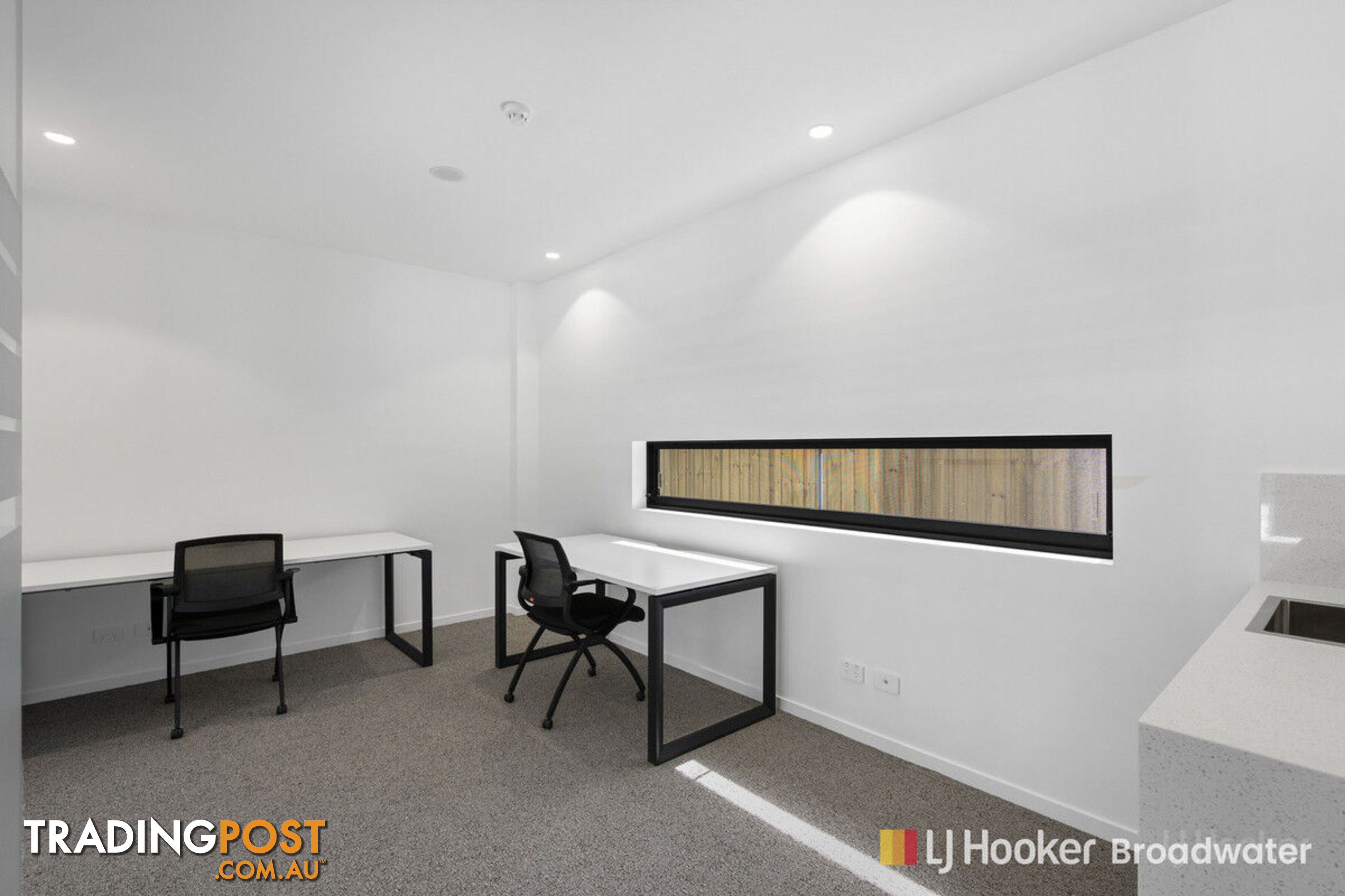 Serviced Offices/10 Central Street LABRADOR QLD 4215