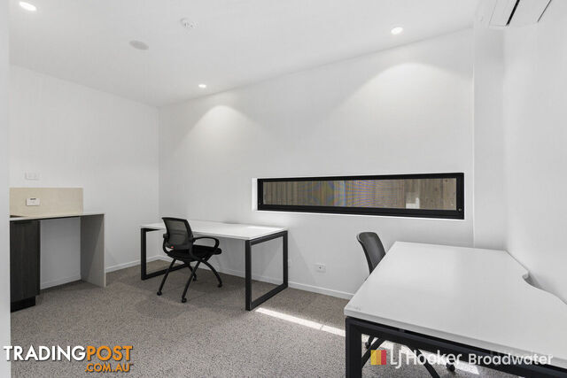 Serviced Offices/10 Central Street LABRADOR QLD 4215