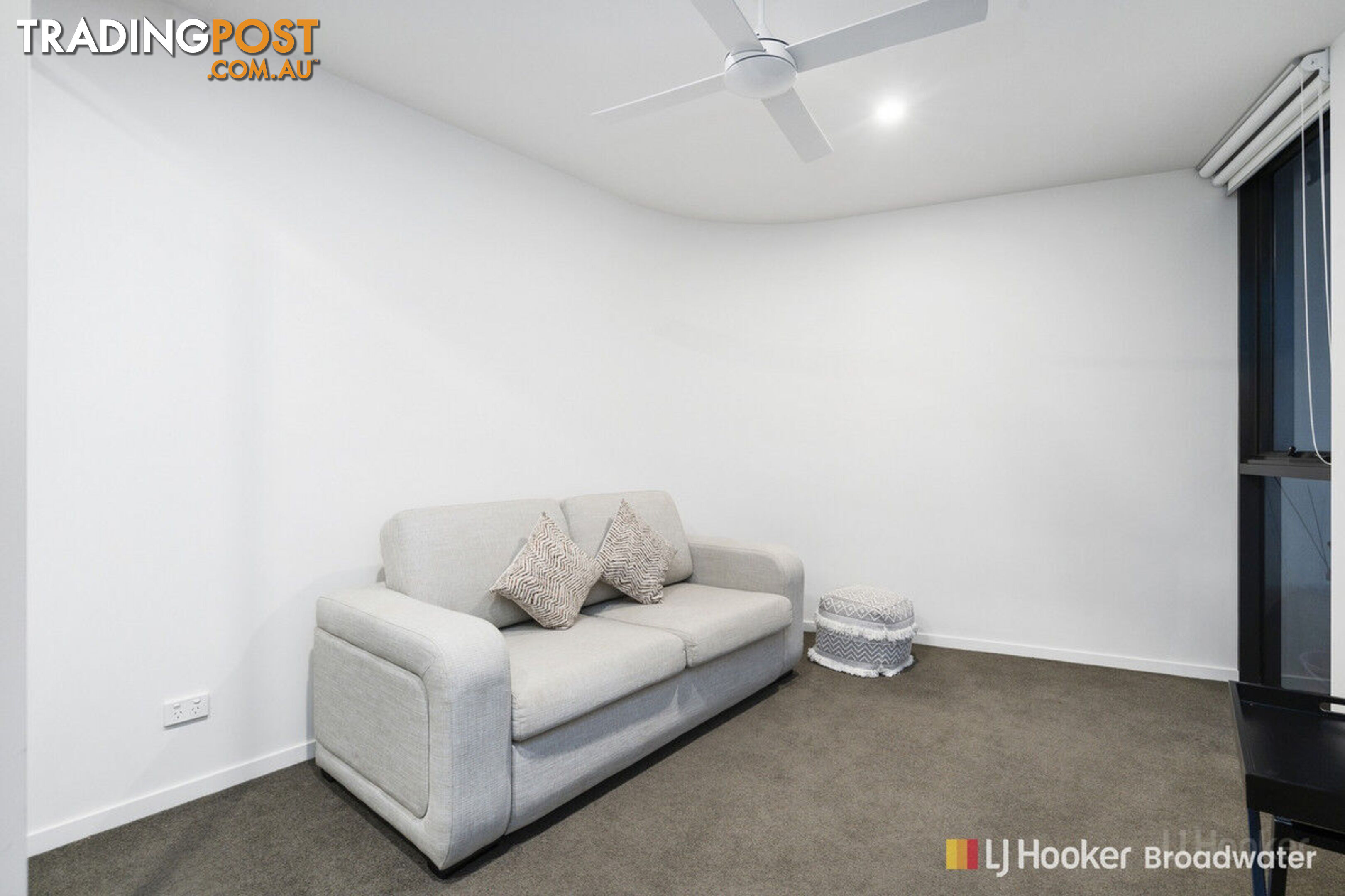 204/110 Frank Street LABRADOR QLD 4215