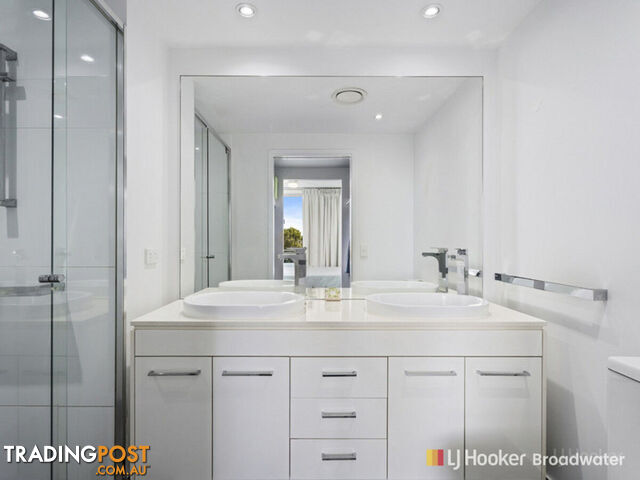 305/20 Labrador Street LABRADOR QLD 4215