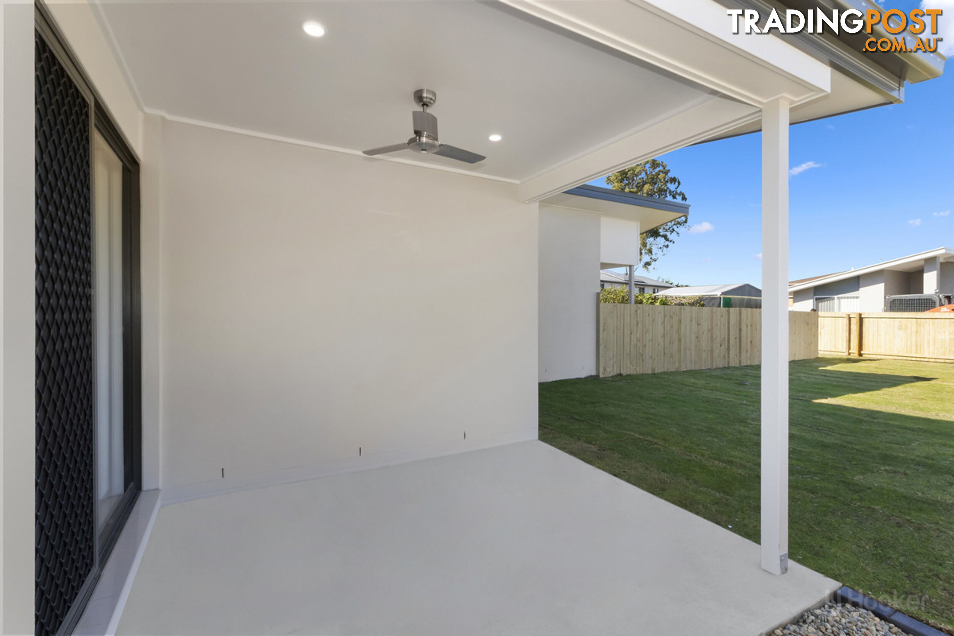 22a Jimmieson Avenue LABRADOR QLD 4215