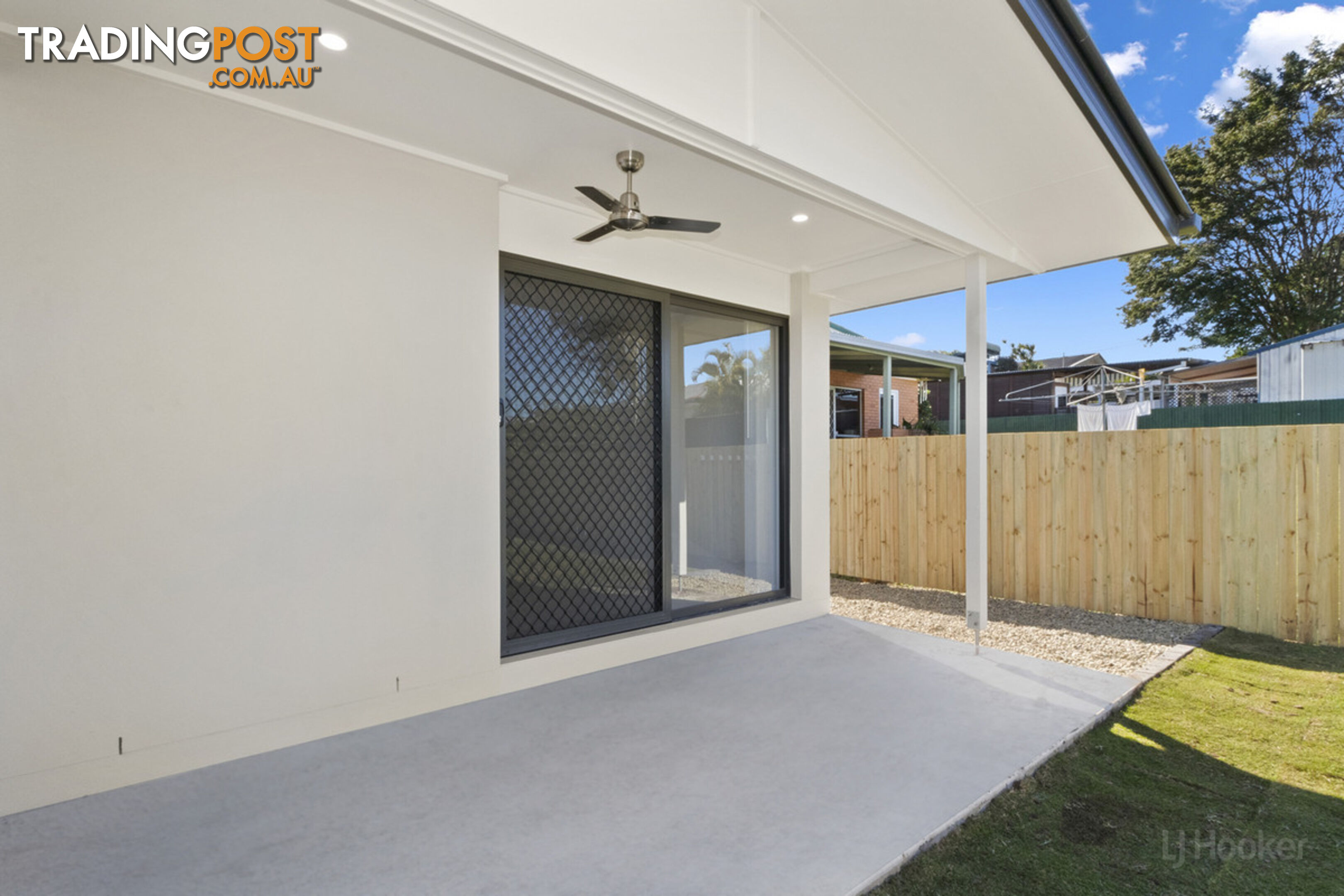 22a Jimmieson Avenue LABRADOR QLD 4215