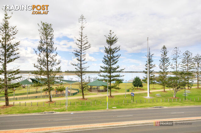 502/378 Marine Parade LABRADOR QLD 4215