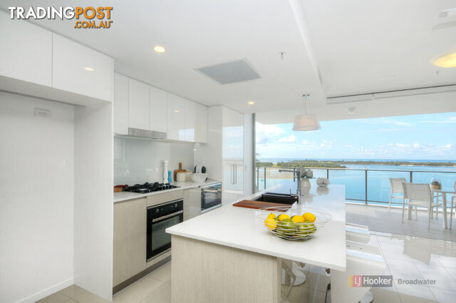 502/378 Marine Parade LABRADOR QLD 4215