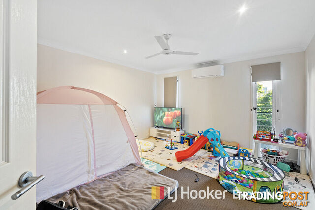 4/127 Pohlman Street SOUTHPORT QLD 4215
