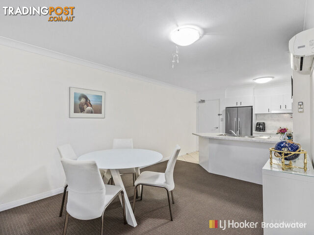 102/392-398 Marine Parade LABRADOR QLD 4215