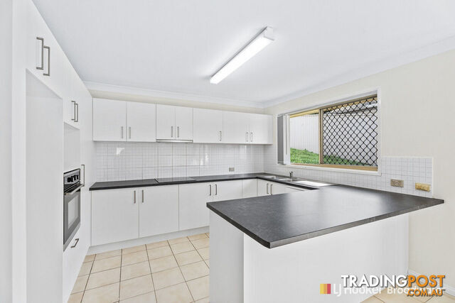 24 Camelot Crescent PARADISE POINT QLD 4216