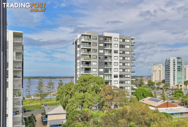 701/17 Bath Street LABRADOR QLD 4215