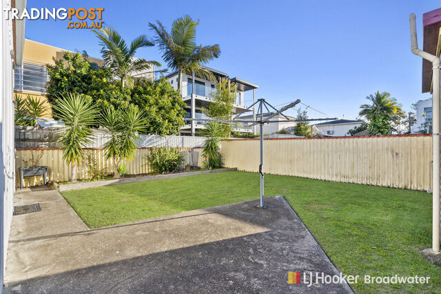 30 Teal Avenue PARADISE POINT QLD 4216