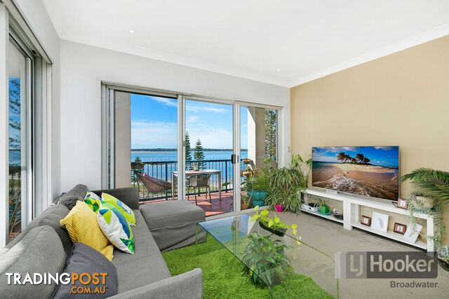 1C/522 Marine Parade BIGGERA WATERS QLD 4216