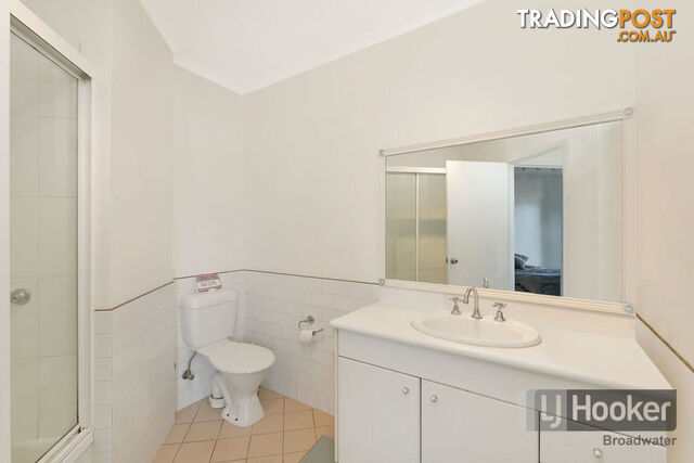 1C/522 Marine Parade BIGGERA WATERS QLD 4216