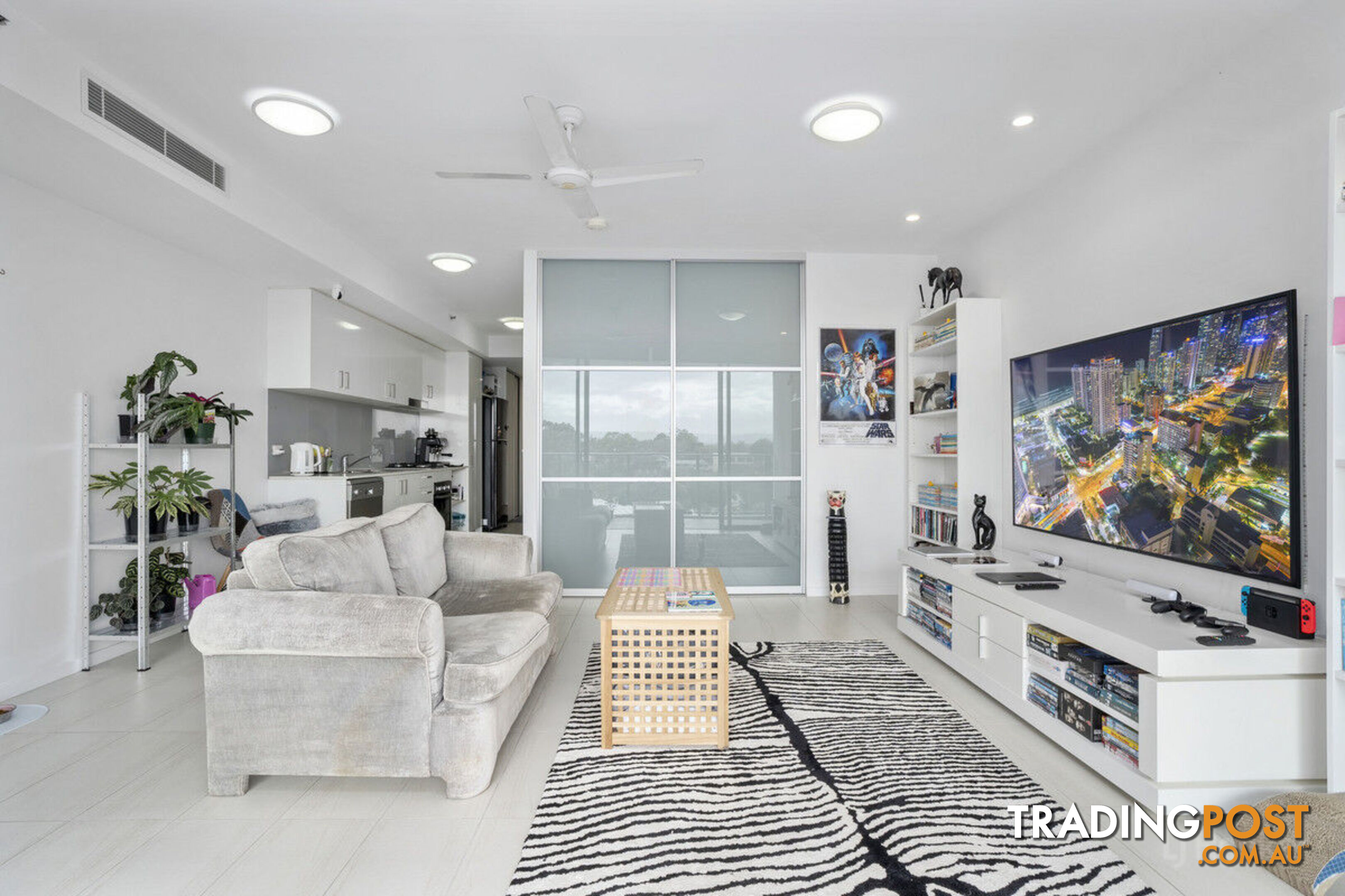 706/17 Bath Street LABRADOR QLD 4215