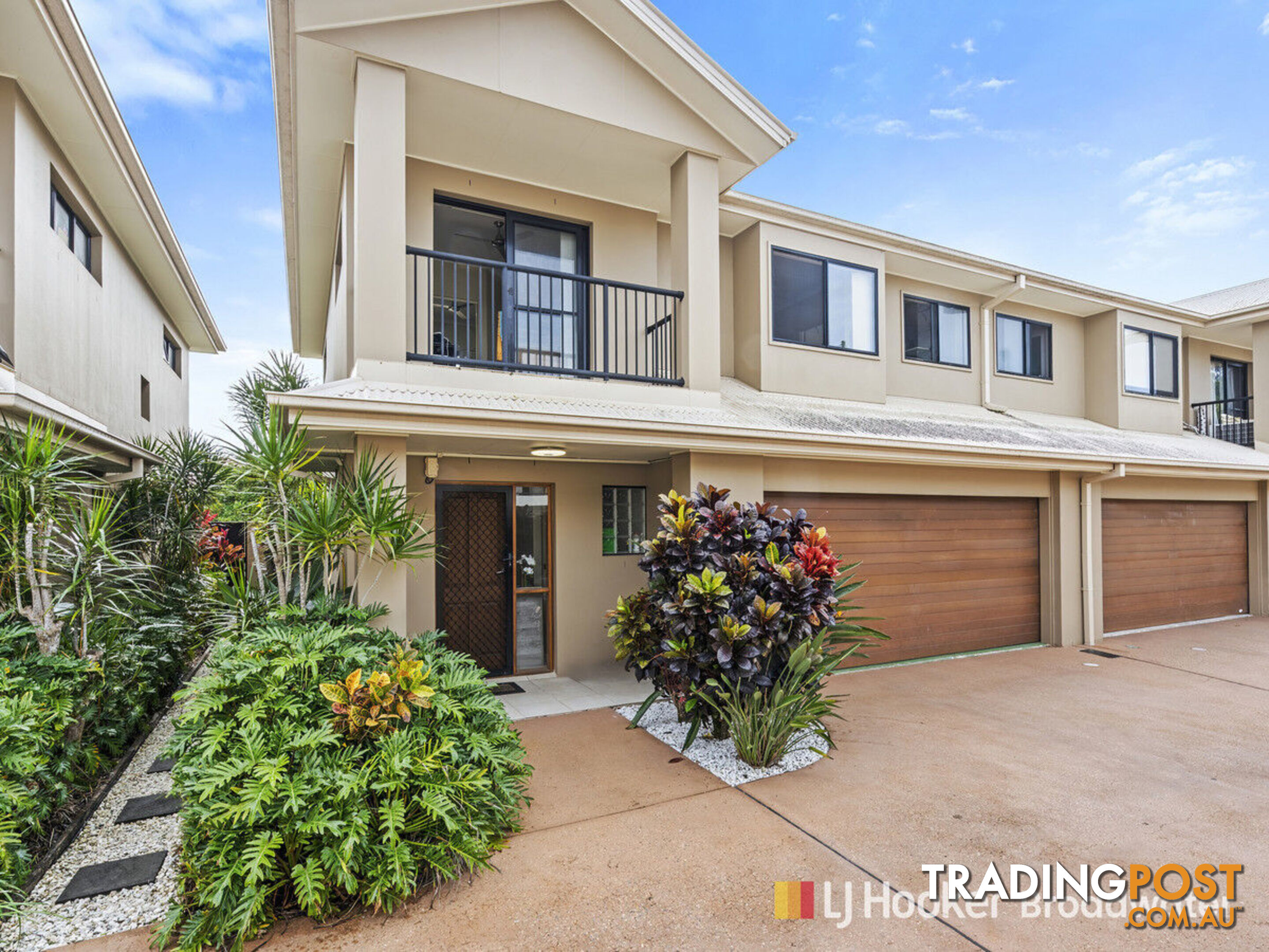 2/33 Harley Street LABRADOR QLD 4215