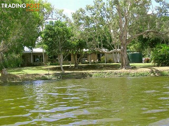 41 Hillview Rd BOWEN QLD 4805