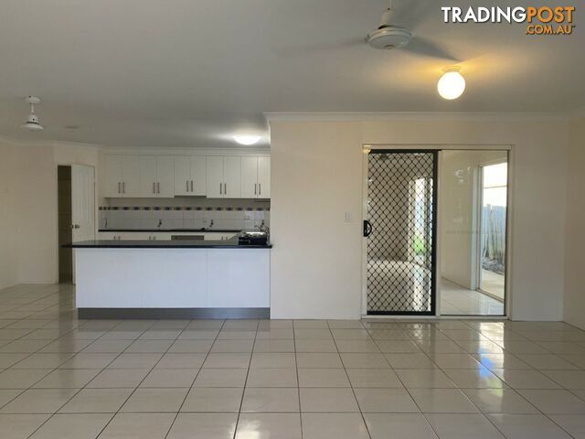 4a & 4b Russell Street BOWEN QLD 4805