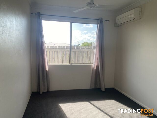 4a & 4b Russell Street BOWEN QLD 4805