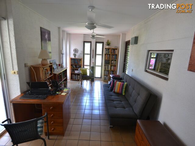 15 Golf Links BOWEN QLD 4805