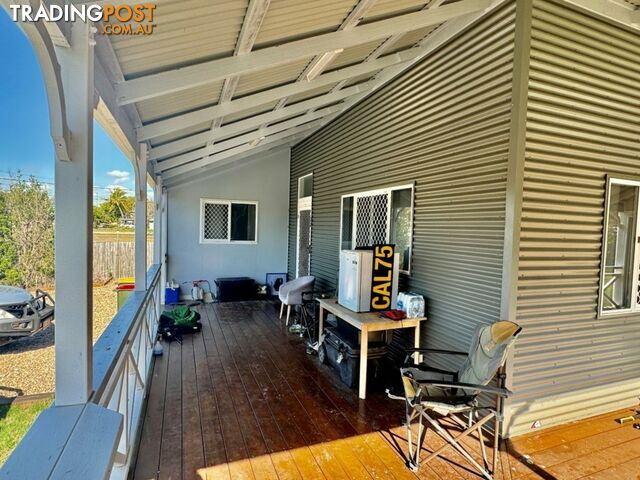 12 Dalrymple Street BOWEN QLD 4805