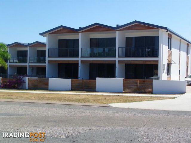 7/74a Powell Street BOWEN QLD 4805