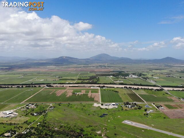 9 Eyles Rd BOWEN QLD 4805