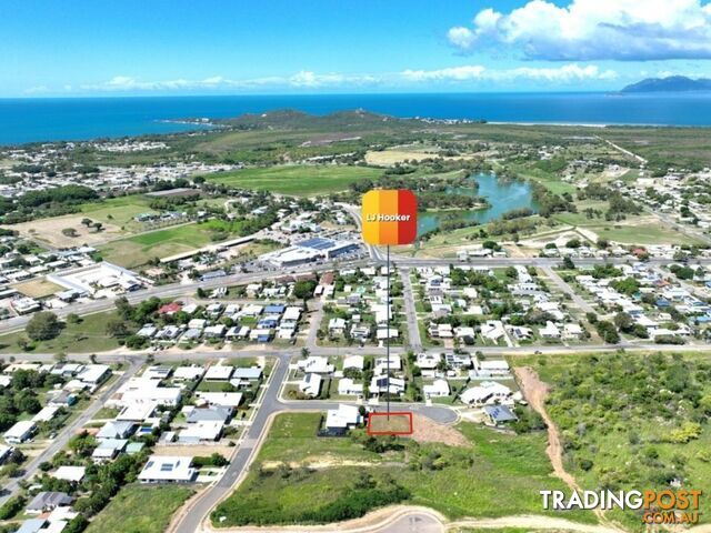 7 Allan Place BOWEN QLD 4805