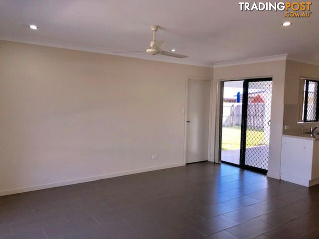 9B Lemon Grove BOWEN QLD 4805