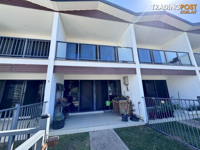 Unit 5/74a Powell Street BOWEN QLD 4805